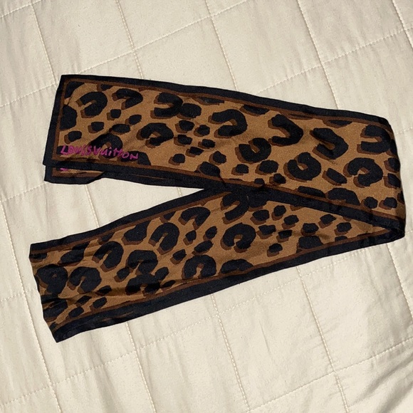 Louis Vuitton bandeau - Picture 1 of 2